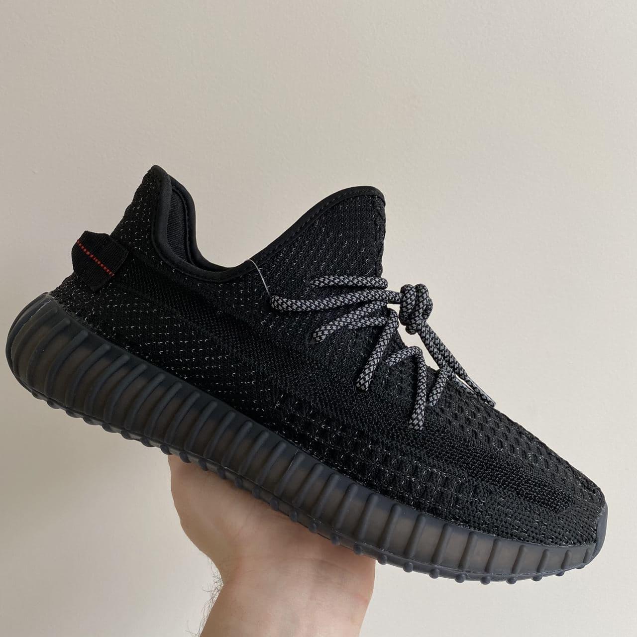 Мужские кроссовки Adidas Yeezy Boost 350 v2 Black Static / Адидас Изи Буст 350 в2 Черные Рефлективные 42, Черный
Мужские кроссовки Adidas Yeezy Boost 350 v2 Black Static / Адидас Изи Буст 350 в2 Черные Рефлективные 42, Черный