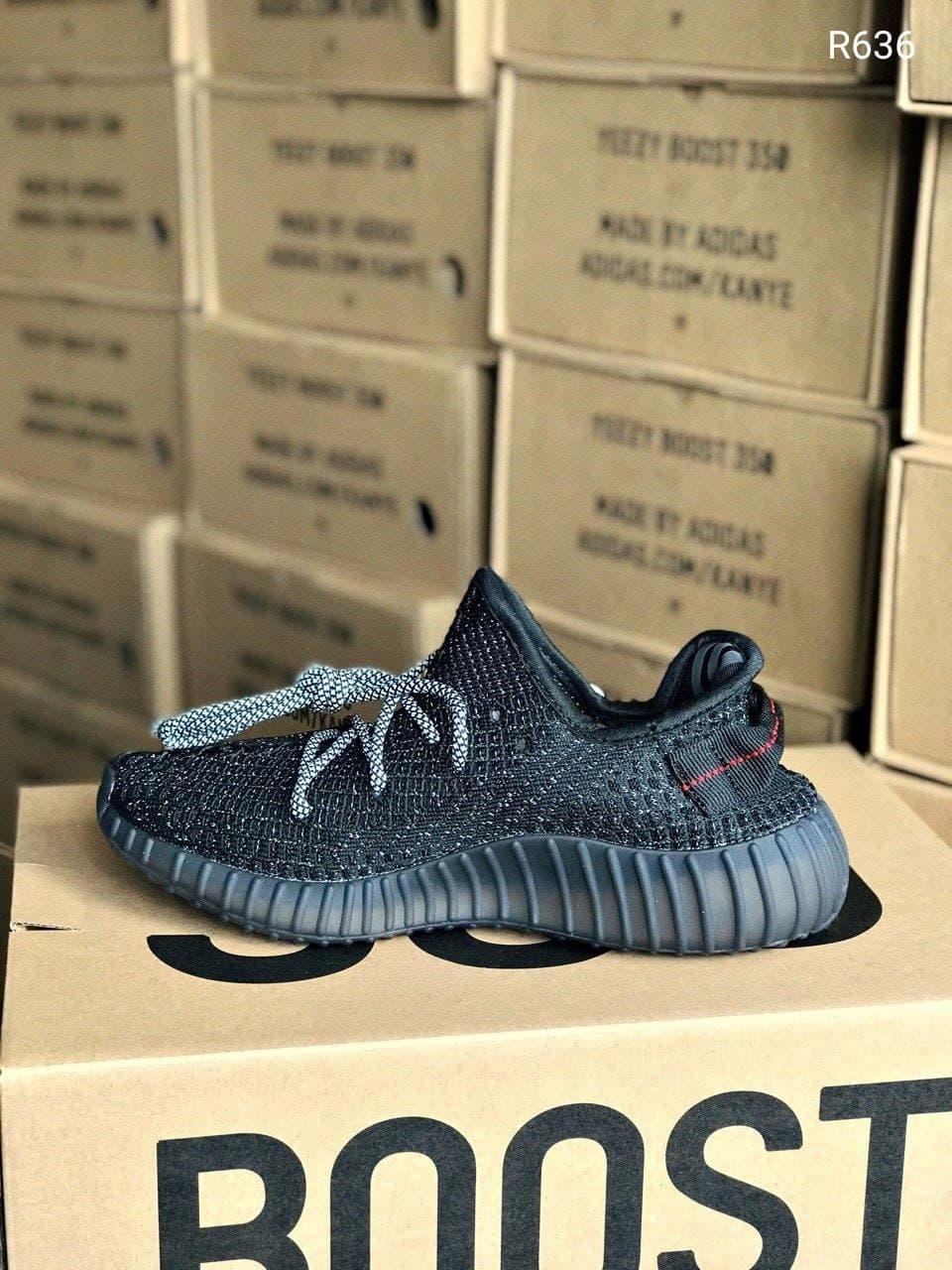 Мужские кроссовки Adidas Yeezy Boost 350 v2 Black Static / Адидас Изи Буст 350 в2 Черные Рефлективные 43, Черный
Мужские кроссовки Adidas Yeezy Boost 350 v2 Black Static / Адидас Изи Буст 350 в2 Черные Рефлективные 43, Черный