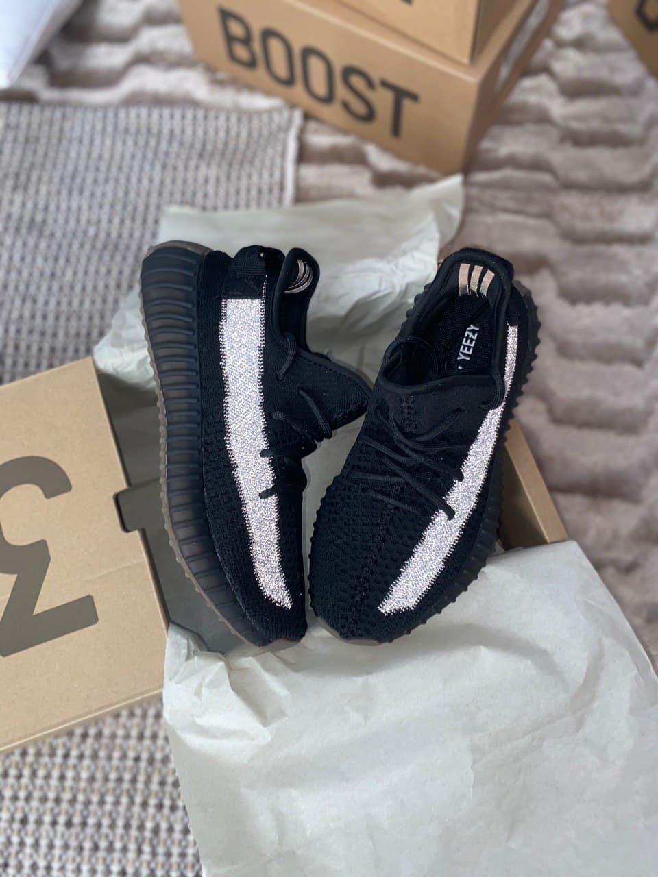 Мужские кроссовки Adidas Yeezy Boost 350 v2 Black Reflective / Адидас Изи Буст 350 в2 Черные 41, Черный
Мужские кроссовки Adidas Yeezy Boost 350 v2 Black Reflective / Адидас Изи Буст 350 в2 Черные 41, Черный