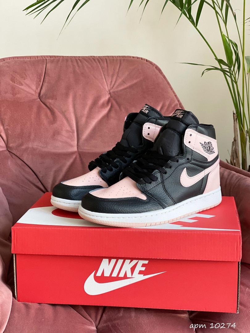 Nike Air Jordan женские демисезонные черные кроссовки на шнурках. Весенние женские кожаные высокие кроссы 37, Черный
Nike Air Jordan женские демисезонные черные кроссовки на шнурках. Весенние женские кожаные высокие кроссы 37, Черный