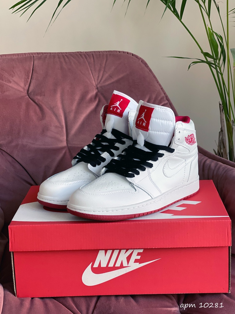 Nike Air Jordan женские демисезонные белые кроссовки на шнурках. Весенние женские кожаные высокие кроссы 39, Белый
Nike Air Jordan женские демисезонные белые кроссовки на шнурках. Весенние женские кожаные высокие кроссы 39, Белый