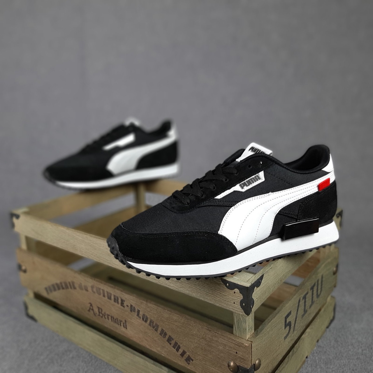 Puma Future Rider мужские демисезонные черные кроссовки на шнурках. Весенние мужские замшевые кроссы 42, Черный
Puma Future Rider мужские демисезонные черные кроссовки на шнурках. Весенние мужские замшевые кроссы 42, Черный