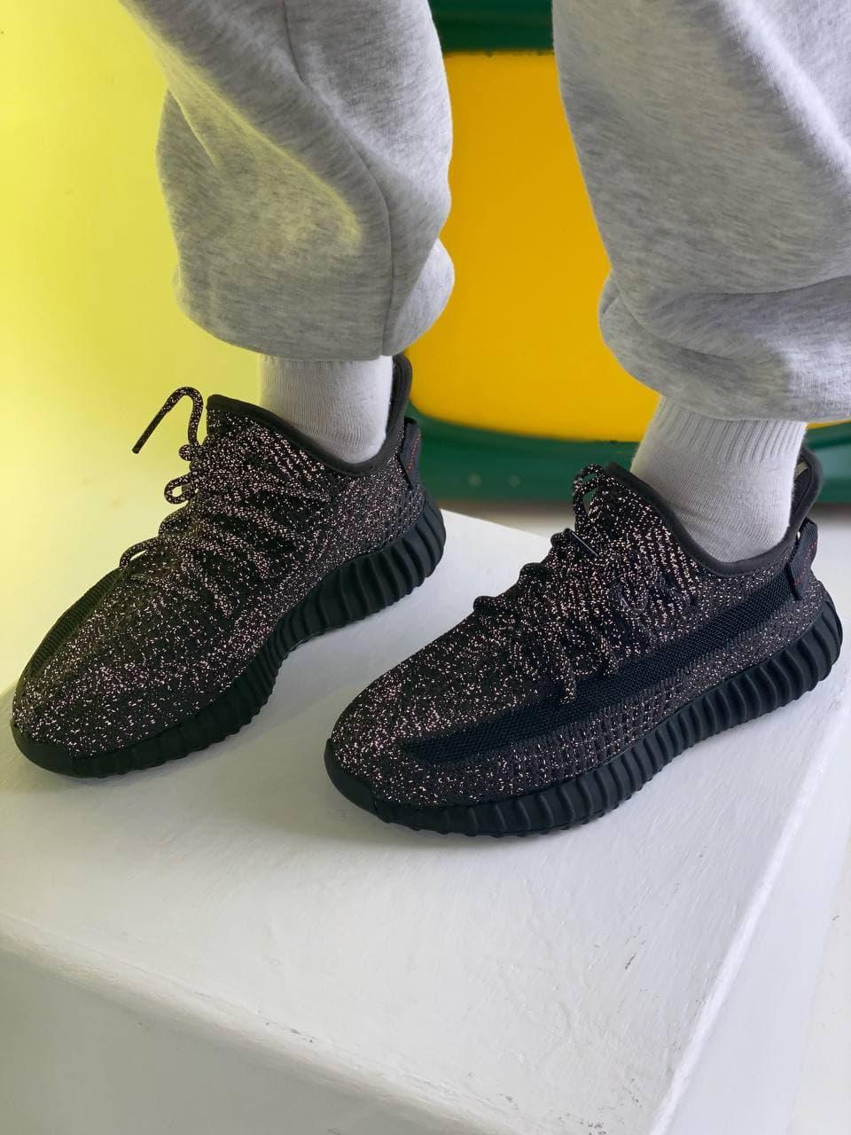 Мужские кроссовки Adidas Yeezy Boost 350 v2 Black Static / Адидас Изи Буст 350 в2 Черные Рефлективные 44, Черный
Мужские кроссовки Adidas Yeezy Boost 350 v2 Black Static / Адидас Изи Буст 350 в2 Черные Рефлективные 44, Черный