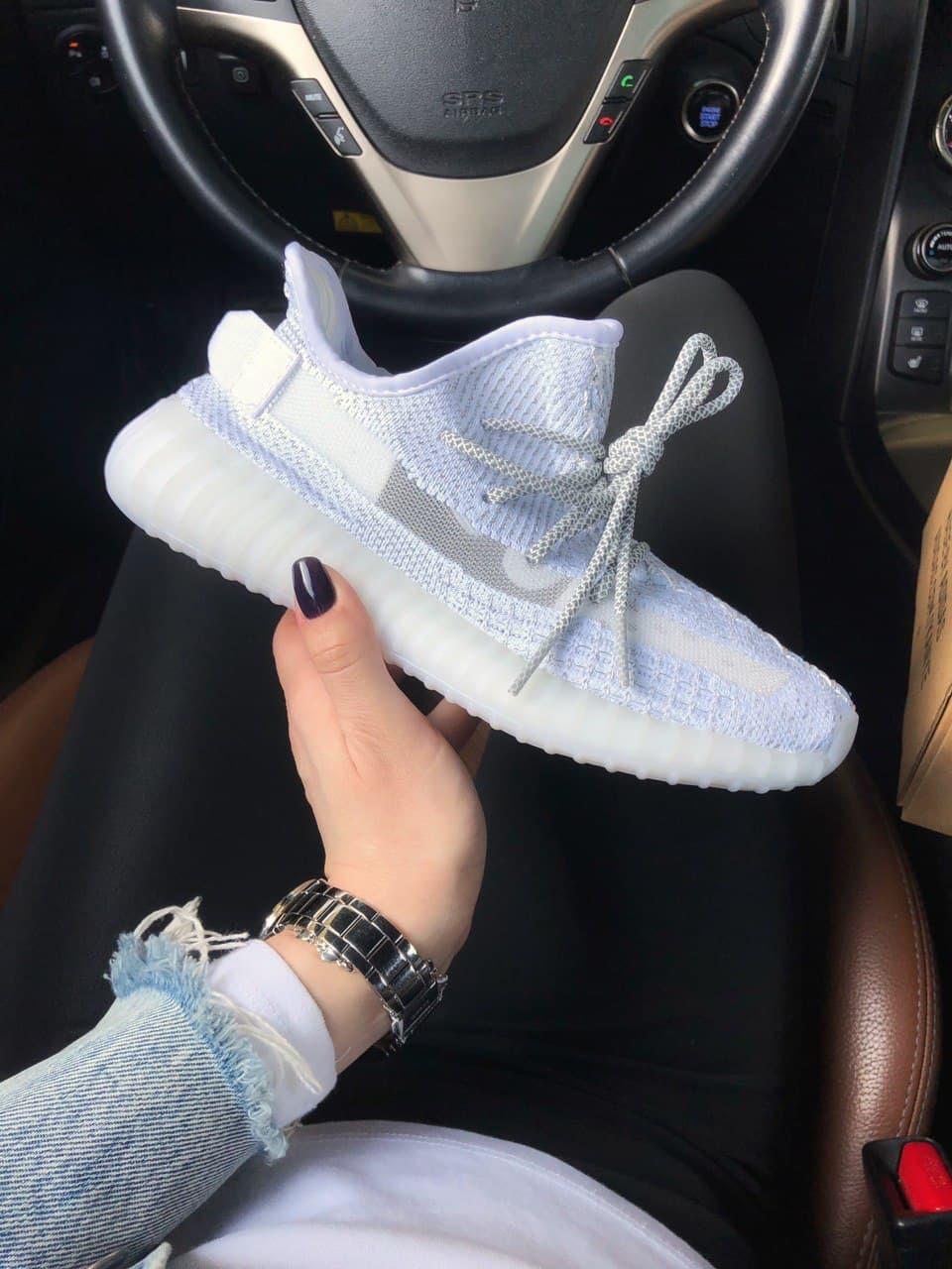 Мужские кроссовки Adidas Yeezy Boost 350 v2 Static Reflective / Адидас Изи Буст 350 в2 Рефлективные 41, Светло-серый
Мужские кроссовки Adidas Yeezy Boost 350 v2 Static Reflective / Адидас Изи Буст 350 в2 Рефлективные 41, Светло-серый