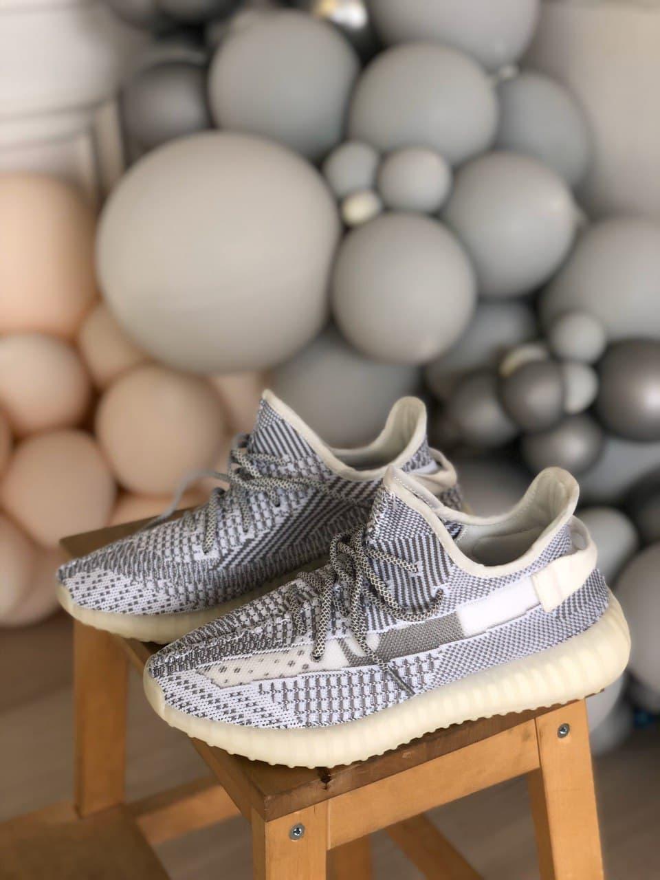 Мужские кроссовки Adidas Yeezy Boost 350 v2 Reflective / Адидас Изи Буст 350 в2 Рефлективные 44, Светло-серый
Мужские кроссовки Adidas Yeezy Boost 350 v2 Reflective / Адидас Изи Буст 350 в2 Рефлективные 44, Светло-серый