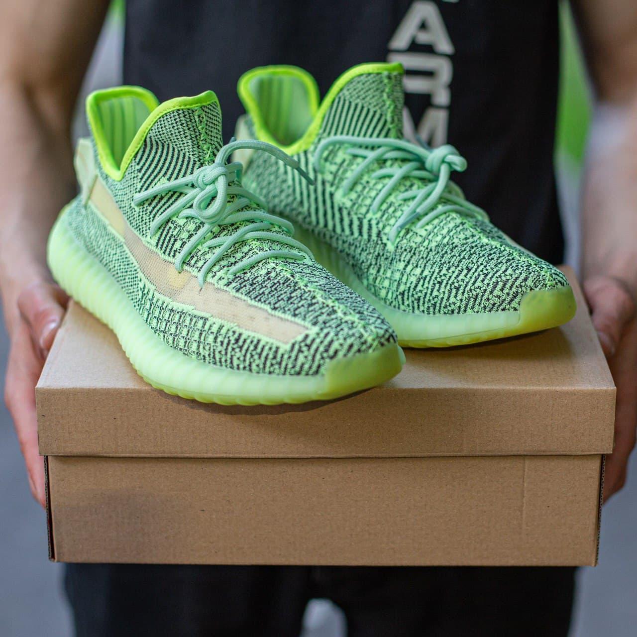 Женские кроссовки Adidas Yeezy Boost 350 v2 Yeez reel Reflective / Адидас Изи Буст 350 в2 Рефлективные 39
Женские кроссовки Adidas Yeezy Boost 350 v2 Yeez reel Reflective / Адидас Изи Буст 350 в2 Рефлективные 39