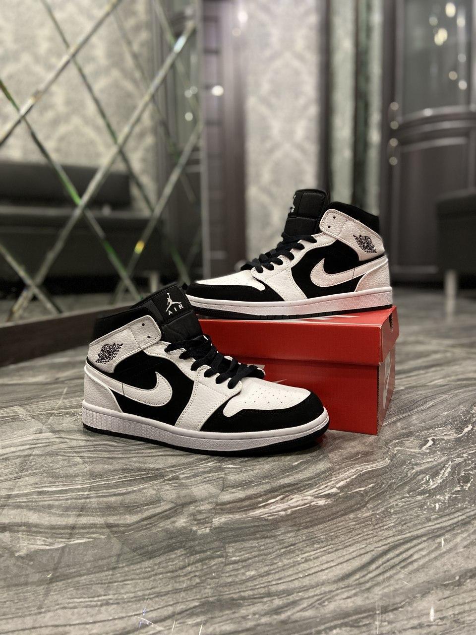 Мужские кроссовки Nike Air Jordan 1 White Black / Найк Аир Джордан 1 Белые Черные 45
Мужские кроссовки Nike Air Jordan 1 White Black / Найк Аир Джордан 1 Белые Черные 45