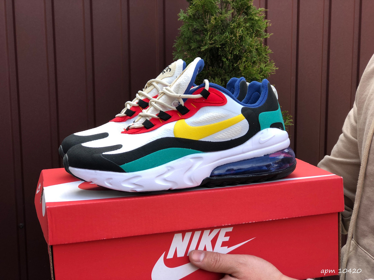 Кроссовки мужские Nike Air Max 270 React мультиколор, Найк Аир Макс 270 Реакт, текстильные, код SD-10420 Да, 43, Разные цвета
Кроссовки мужские Nike Air Max 270 React мультиколор, Найк Аир Макс 270 Реакт, текстильные, код SD-10420 Да, 43, Разные цвета