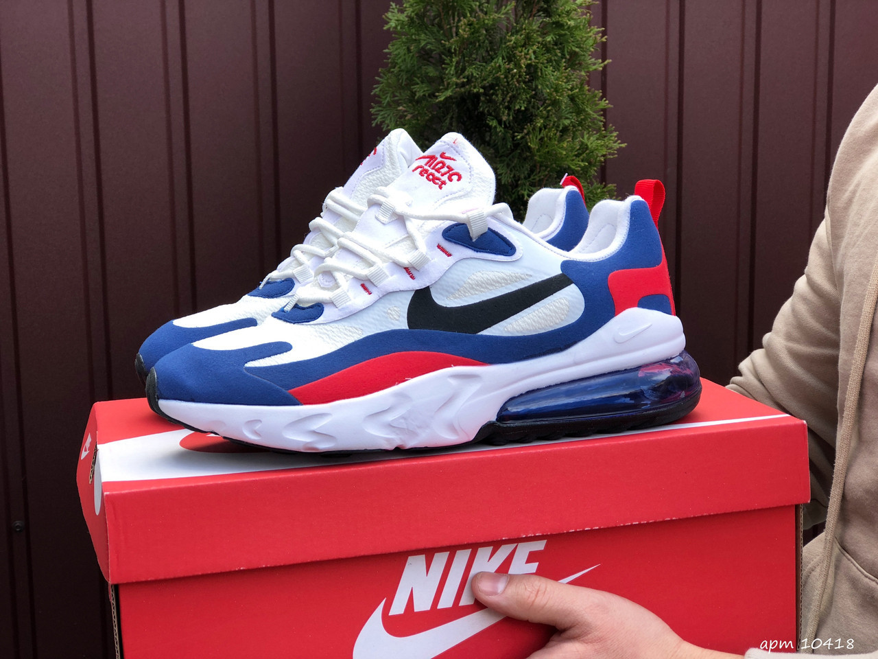 Кроссовки мужские Nike Air Max 270 React белые с синим, Найк Аир Макс 270 Реакт, текстильные, код SD-10418 Да, 42, Синий
Кроссовки мужские Nike Air Max 270 React белые с синим, Найк Аир Макс 270 Реакт, текстильные, код SD-10418 Да, 42, Синий