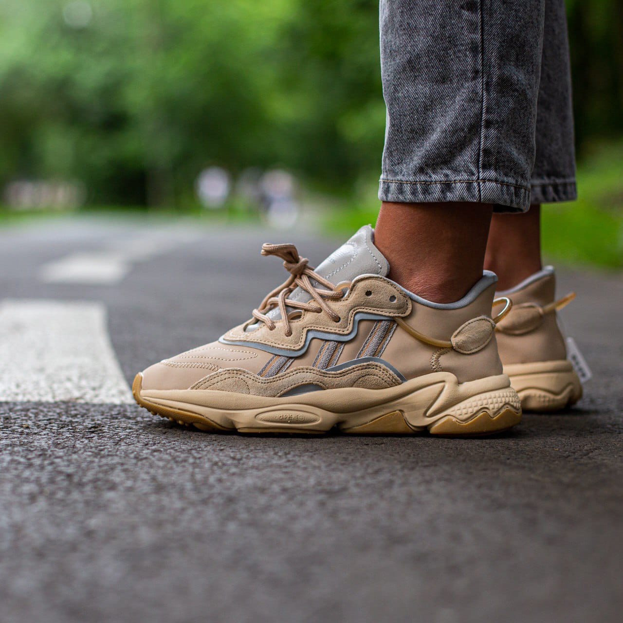 Kроссовки женские Adidas Ozweego Beige, Адидас Озвиго, натуральная кожа, замша, код IN-510 Да, 37, Бежевый
Kроссовки женские Adidas Ozweego Beige, Адидас Озвиго, натуральная кожа, замша, код IN-510 Да, 37, Бежевый