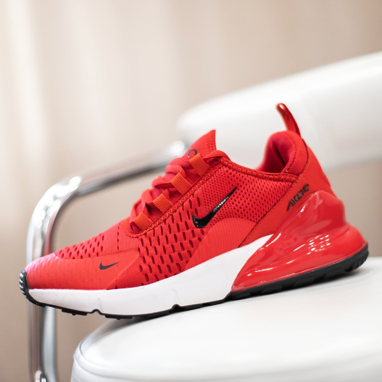 Кроссовки мужские Nike Air Max 270 красные, Найк. Дышащая ткань, прошиты. Код BB-3249 44, Красный
Кроссовки мужские Nike Air Max 270 красные, Найк. Дышащая ткань, прошиты. Код BB-3249 44, Красный