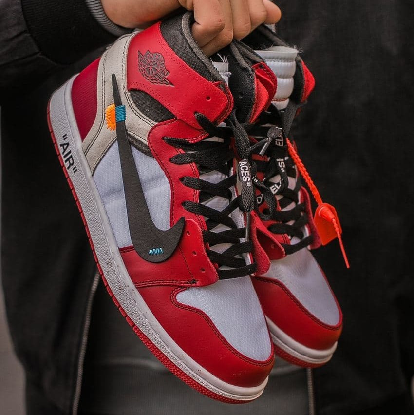 Air Jordan 1 x Off-White Chicago Red | кроссовки мужские; красные; найк 45, Красный
Air Jordan 1 x Off-White Chicago Red | кроссовки мужские; красные; найк 45, Красный