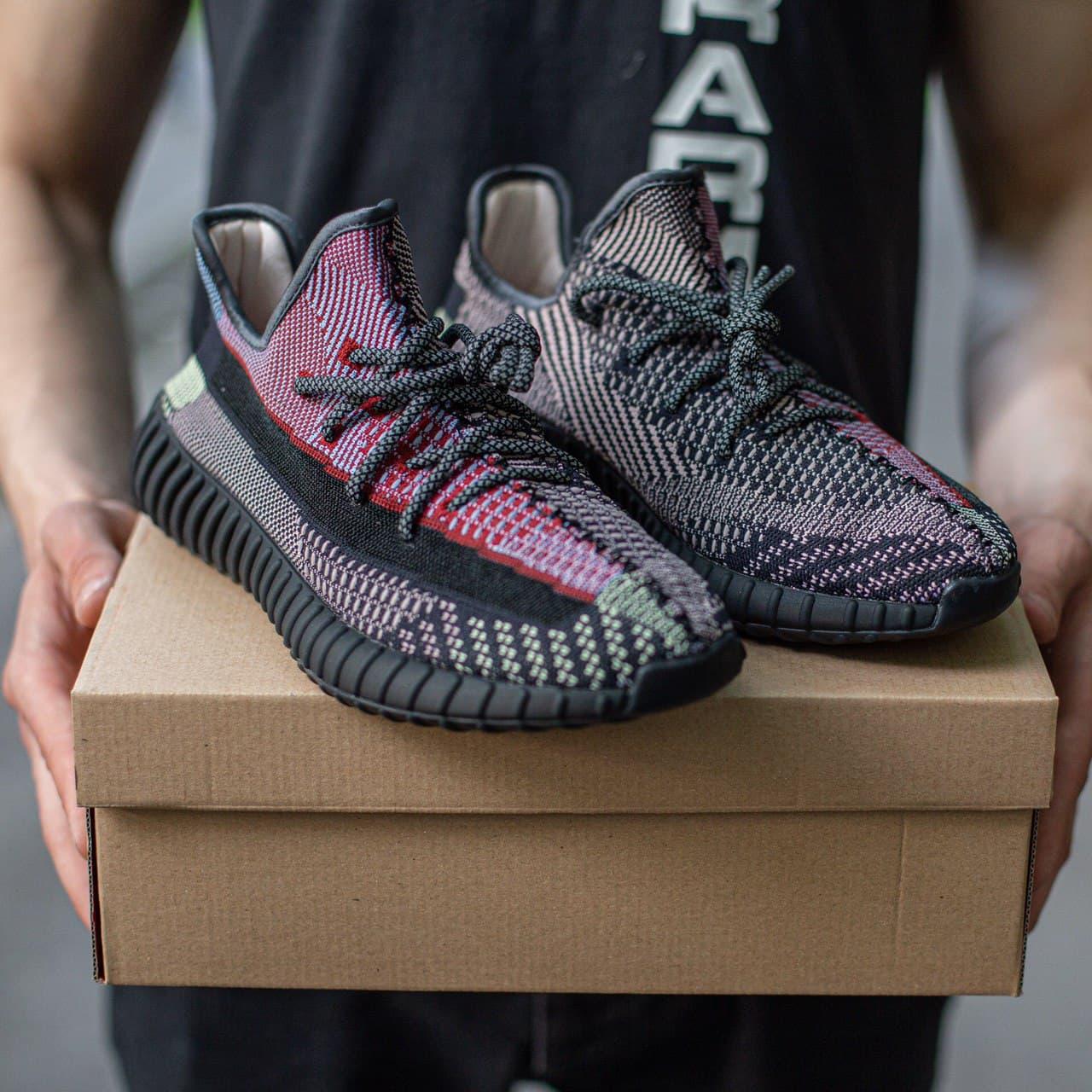 Женские кроссовки Adidas Yeezy Boost 350 v2 Holiday Multicolor / Адидас Изи Буст 350 в2 Разноцветные 39, Разные цвета
Женские кроссовки Adidas Yeezy Boost 350 v2 Holiday Multicolor / Адидас Изи Буст 350 в2 Разноцветные 39, Разные цвета