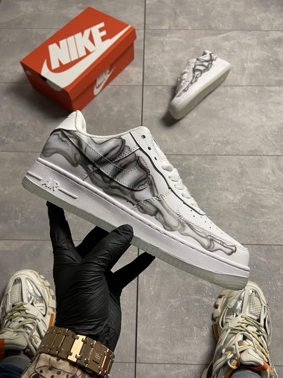 Женские Кроссовки Nike Air Force Low Skeleton QS White / Найк Аир Форс Лоу Скелетон Белые, Белый
Женские Кроссовки Nike Air Force Low Skeleton QS White / Найк Аир Форс Лоу Скелетон Белые, Белый