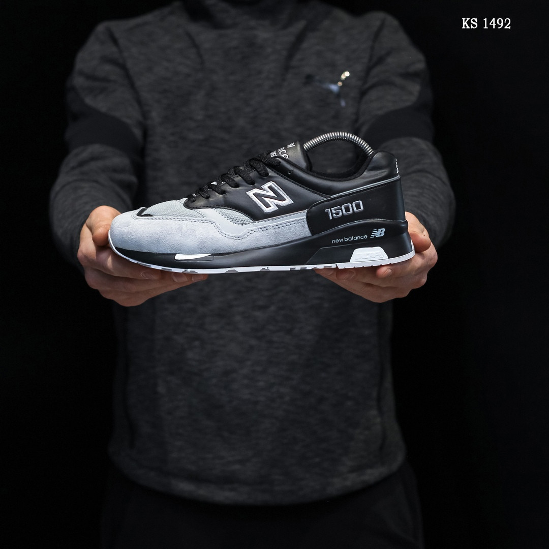 Мужские кроссовки в стиле New Balance Нью беланс 1500, черные с серым 42 (26,5 см), Черный
Мужские кроссовки в стиле New Balance Нью беланс 1500, черные с серым 42 (26,5 см), Черный