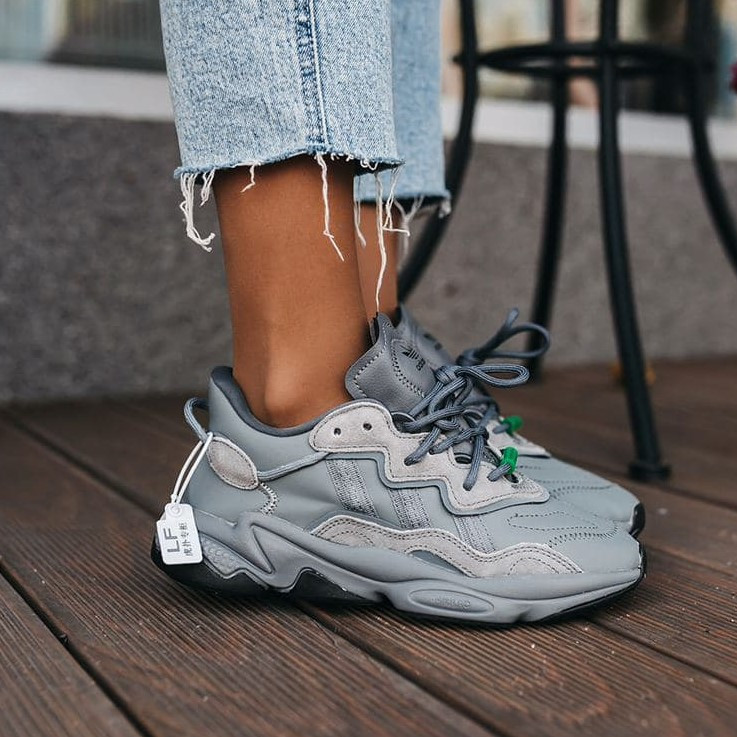 Кроссовки женские Adidas Ozweego Adiprene Graphite / Адидас Озвиго Графит 40, Серый
Кроссовки женские Adidas Ozweego Adiprene Graphite / Адидас Озвиго Графит 40, Серый