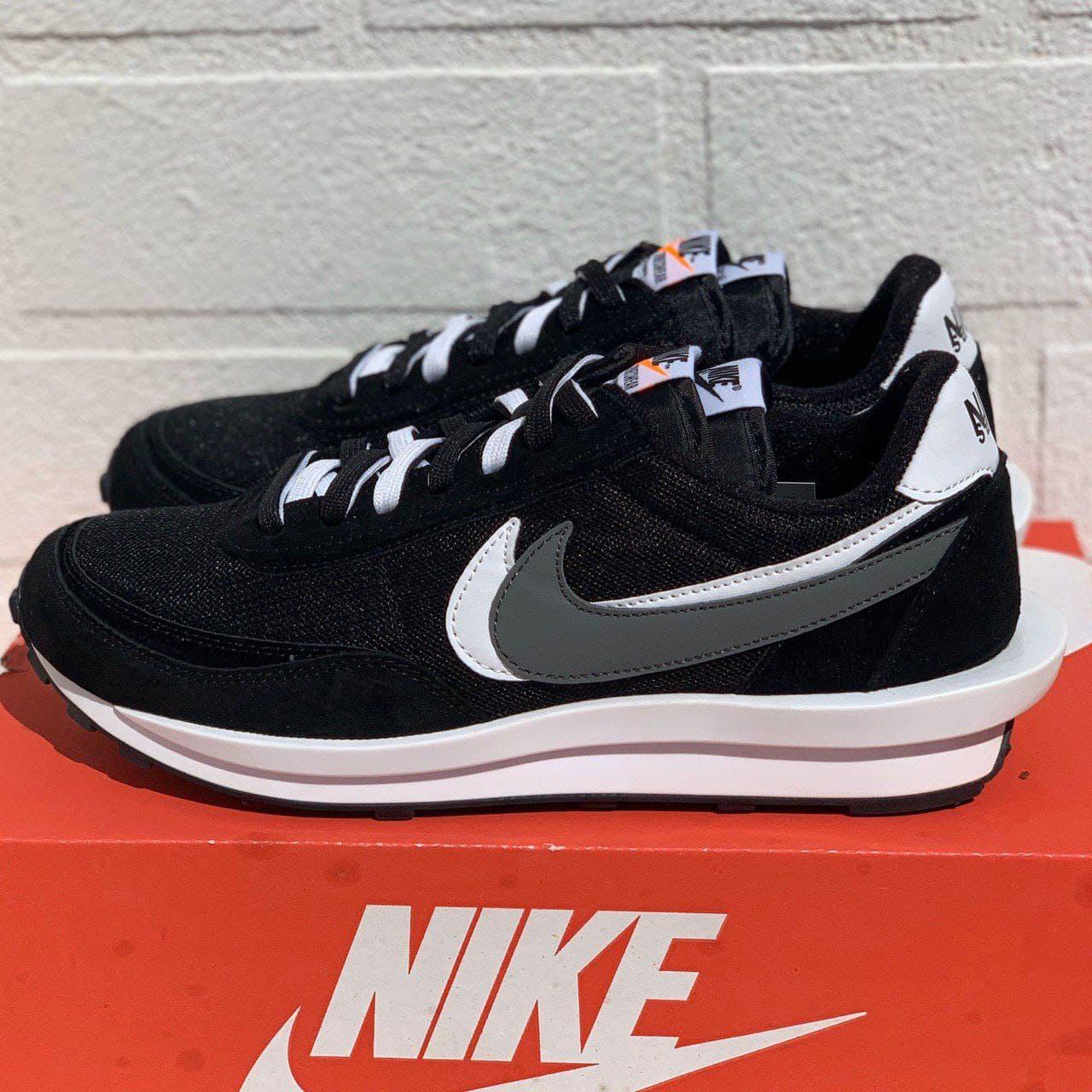 Nike Waffle Sacai Gray Black White / Найк Вафл Серый Черные Белые Мужские 44, Черно-белый
Nike Waffle Sacai Gray Black White / Найк Вафл Серый Черные Белые Мужские 44, Черно-белый