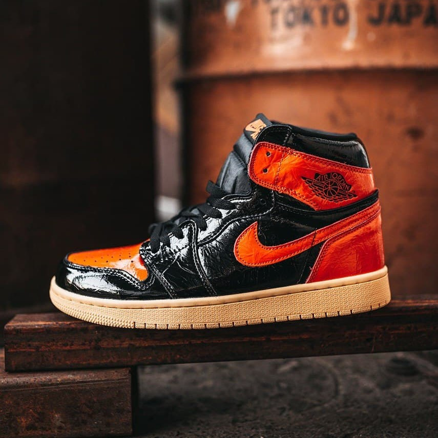 Мужские кроссовки Nike Air Jordan 1 Retro Black Orange / Найк Аир Джордан 1 Ретро Черные Оранжевые 42, Оранжевый
Мужские кроссовки Nike Air Jordan 1 Retro Black Orange / Найк Аир Джордан 1 Ретро Черные Оранжевые 42, Оранжевый