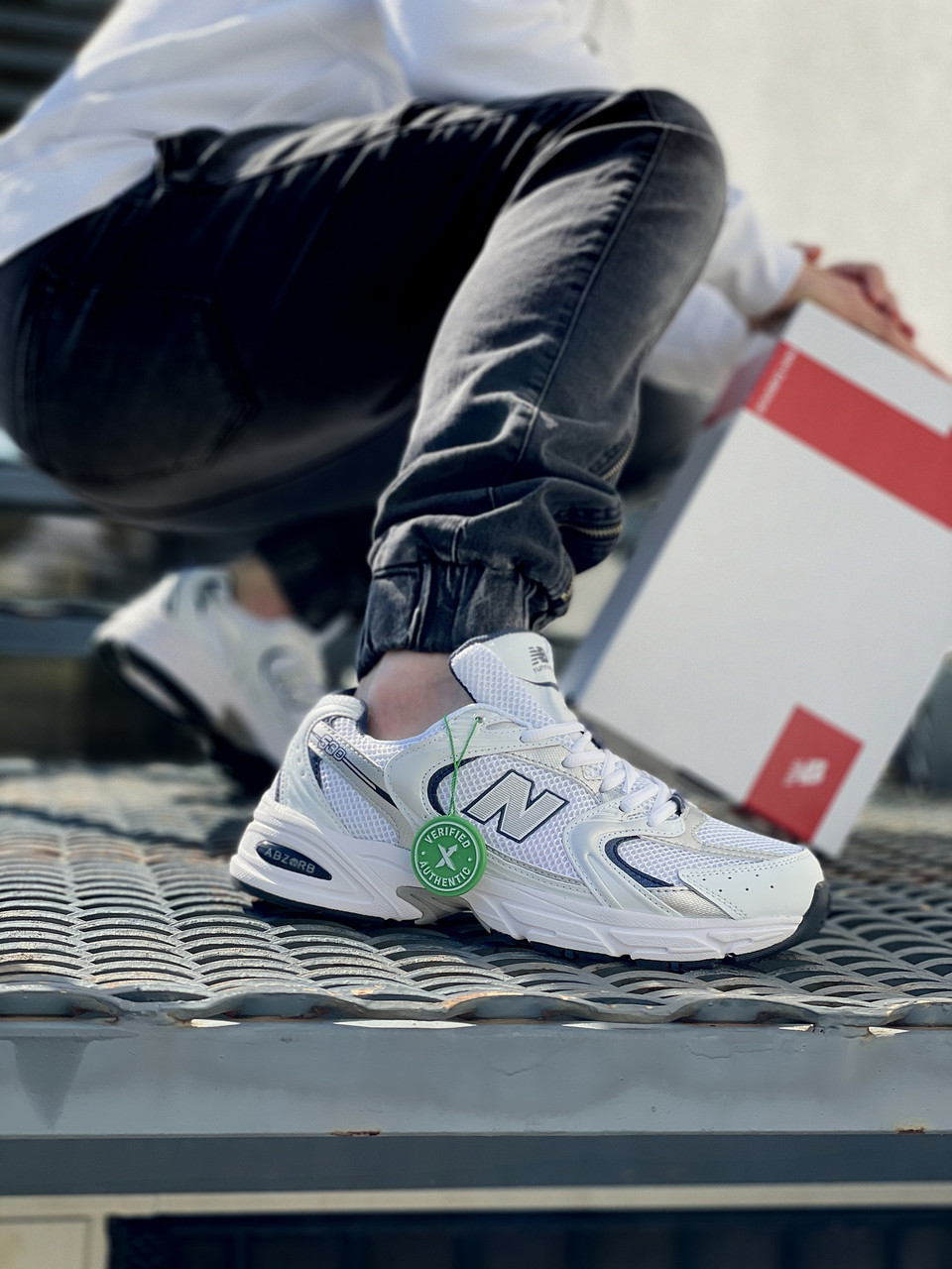 Кроссовки мужские New Balance 530 белые, Нью Баланс 530, натуральная кожа, текстиль, код Z-3073, Белый
Кроссовки мужские New Balance 530 белые, Нью Баланс 530, натуральная кожа, текстиль, код Z-3073, Белый
