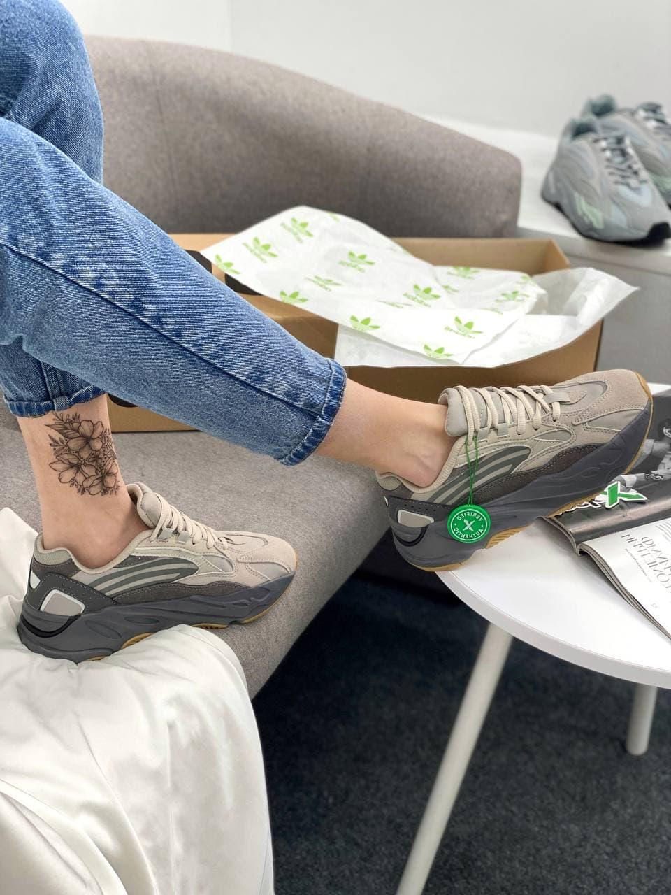 Женские кроссовки Adidas Yeezy Boost 700 V2 Tephra Beige Brown / Адидас Изи Буст 700 В2 Бежевые Коричневые 39, Бежевый
Женские кроссовки Adidas Yeezy Boost 700 V2 Tephra Beige Brown / Адидас Изи Буст 700 В2 Бежевые Коричневые 39, Бежевый
