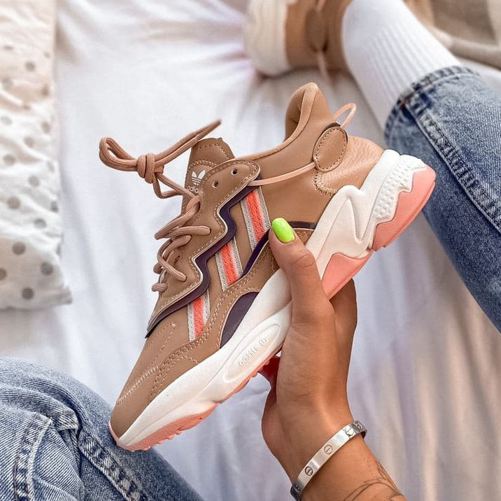 Женские бежевые кроссовки Adidas Ozweego Adiprene Reflective / Адидас Озвиго Рефлективные 40, Бежевый
Женские бежевые кроссовки Adidas Ozweego Adiprene Reflective / Адидас Озвиго Рефлективные 40, Бежевый