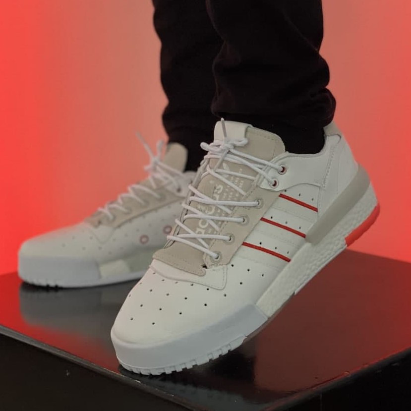 Adidas Rivalry Low White Red | кроссовки мужские; белые/красные; осенние/весенние/летние 43, Белый
Adidas Rivalry Low White Red | кроссовки мужские; белые/красные; осенние/весенние/летние 43, Белый