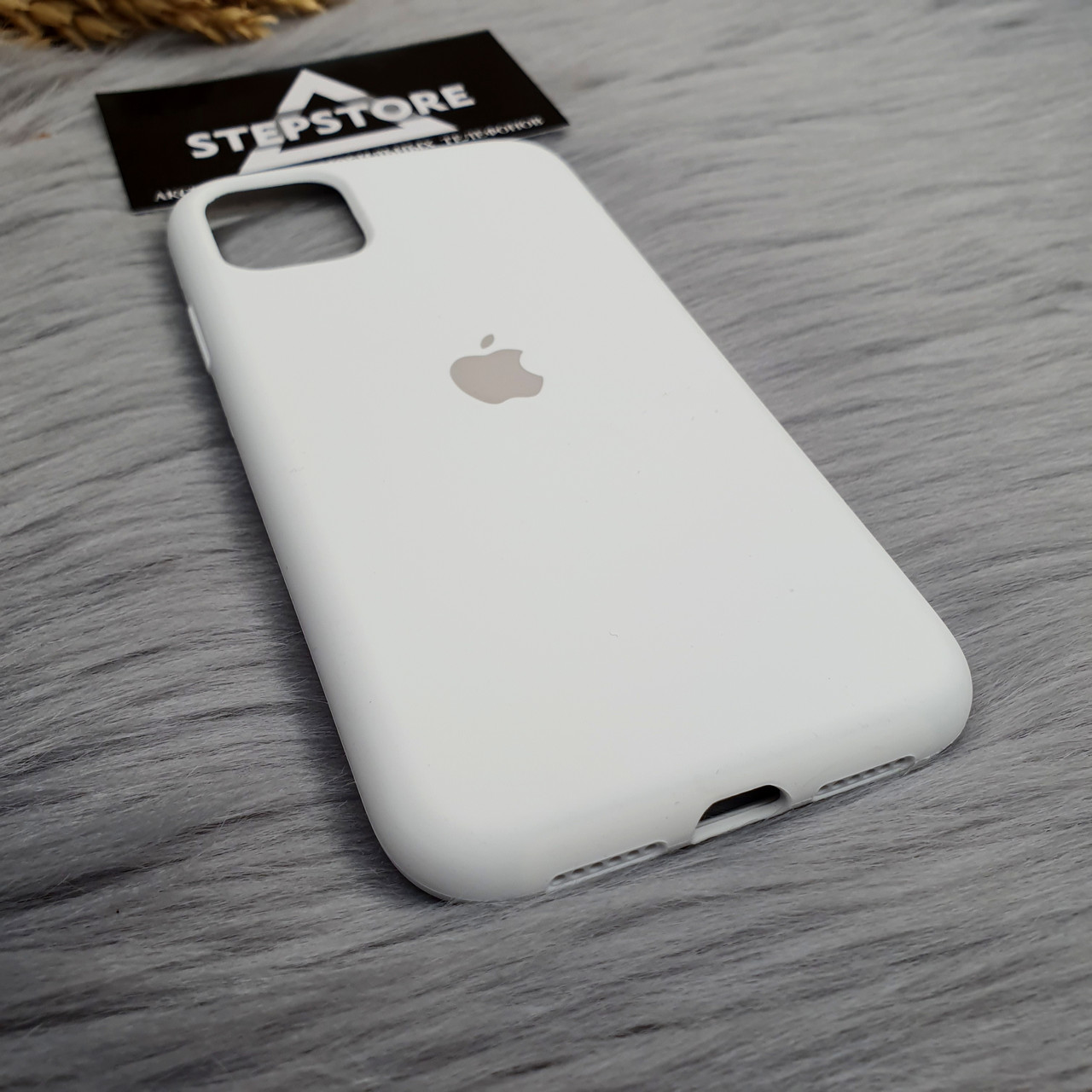 Чехол силиконовый Silicone case Cover Full 360 для iPhone 11 с закрытым низом белый чёрный противоударный White
Чехол силиконовый Silicone case Cover Full 360 для iPhone 11 с закрытым низом белый чёрный противоударный White