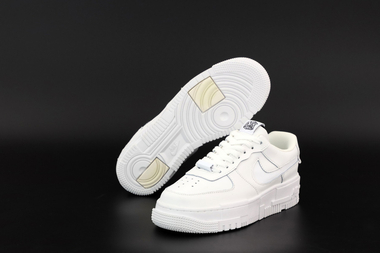 Кроссовки женские Nike Air Force 1 Pixel белые, Найк Аир Форс, натуральная кожа, код KD-12563 37, Белый
Кроссовки женские Nike Air Force 1 Pixel белые, Найк Аир Форс, натуральная кожа, код KD-12563 37, Белый