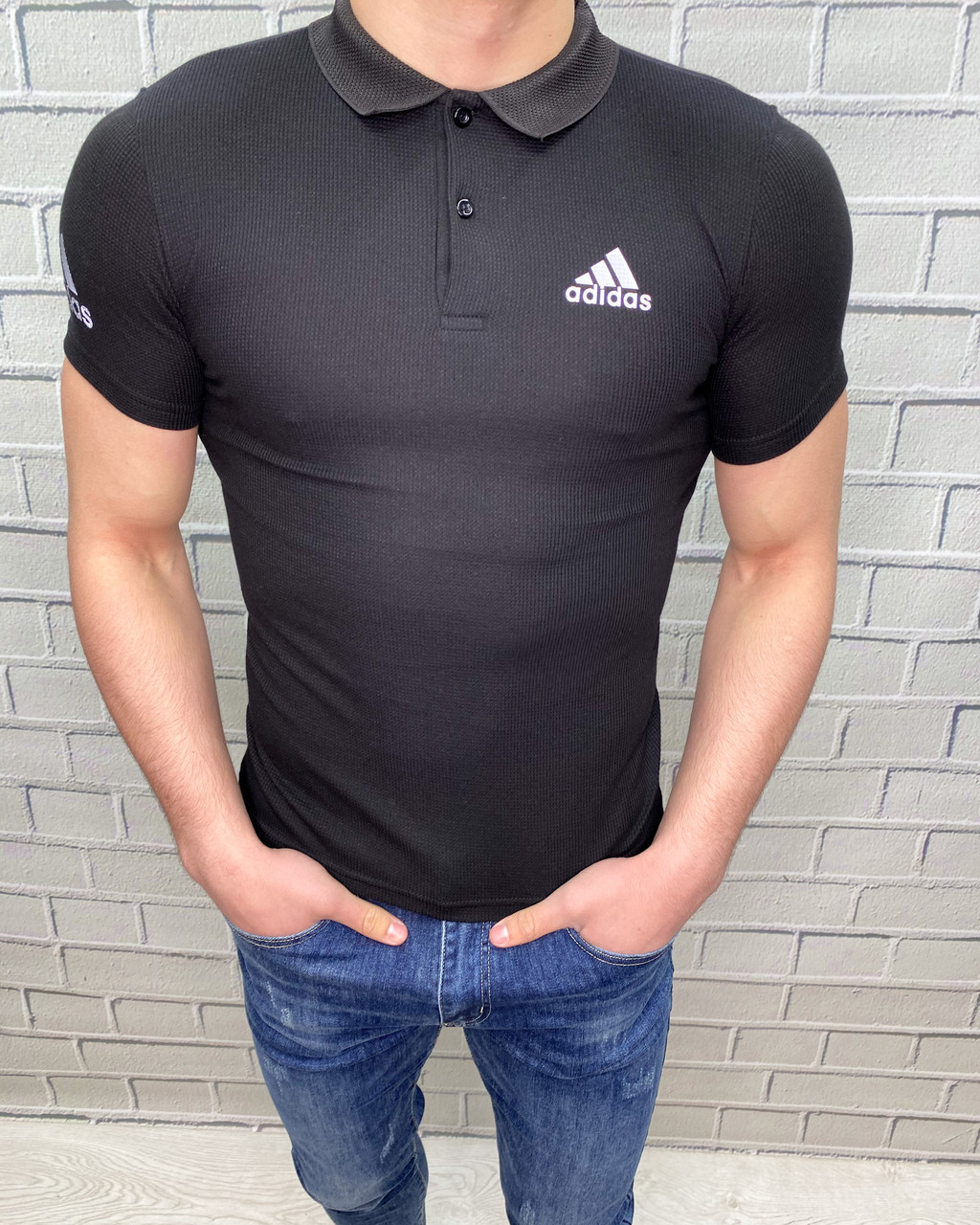 Футболка-поло Adidas Черный Тенниска Батник короткий рукав на пуговицах Спортивная футболка Адидас
Футболка-поло Adidas Черный Тенниска Батник короткий рукав на пуговицах Спортивная футболка Адидас