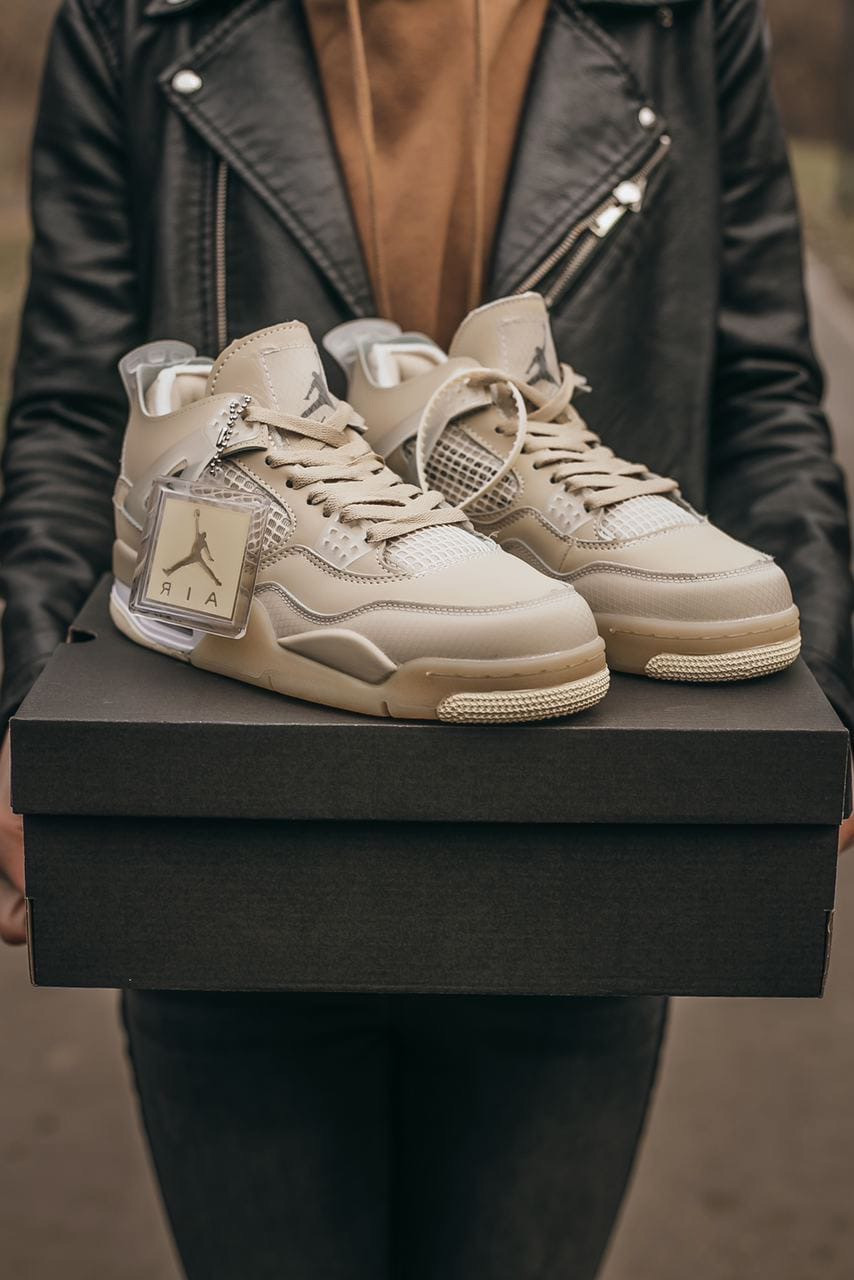 Кроссовки мужские Nike Air Jordan 4 Retro x Off white, Найк Джордан, натуральная кожа, нейлон, Код IN-708 42, Бежевый
Кроссовки мужские Nike Air Jordan 4 Retro x Off white, Найк Джордан, натуральная кожа, нейлон, Код IN-708 42, Бежевый