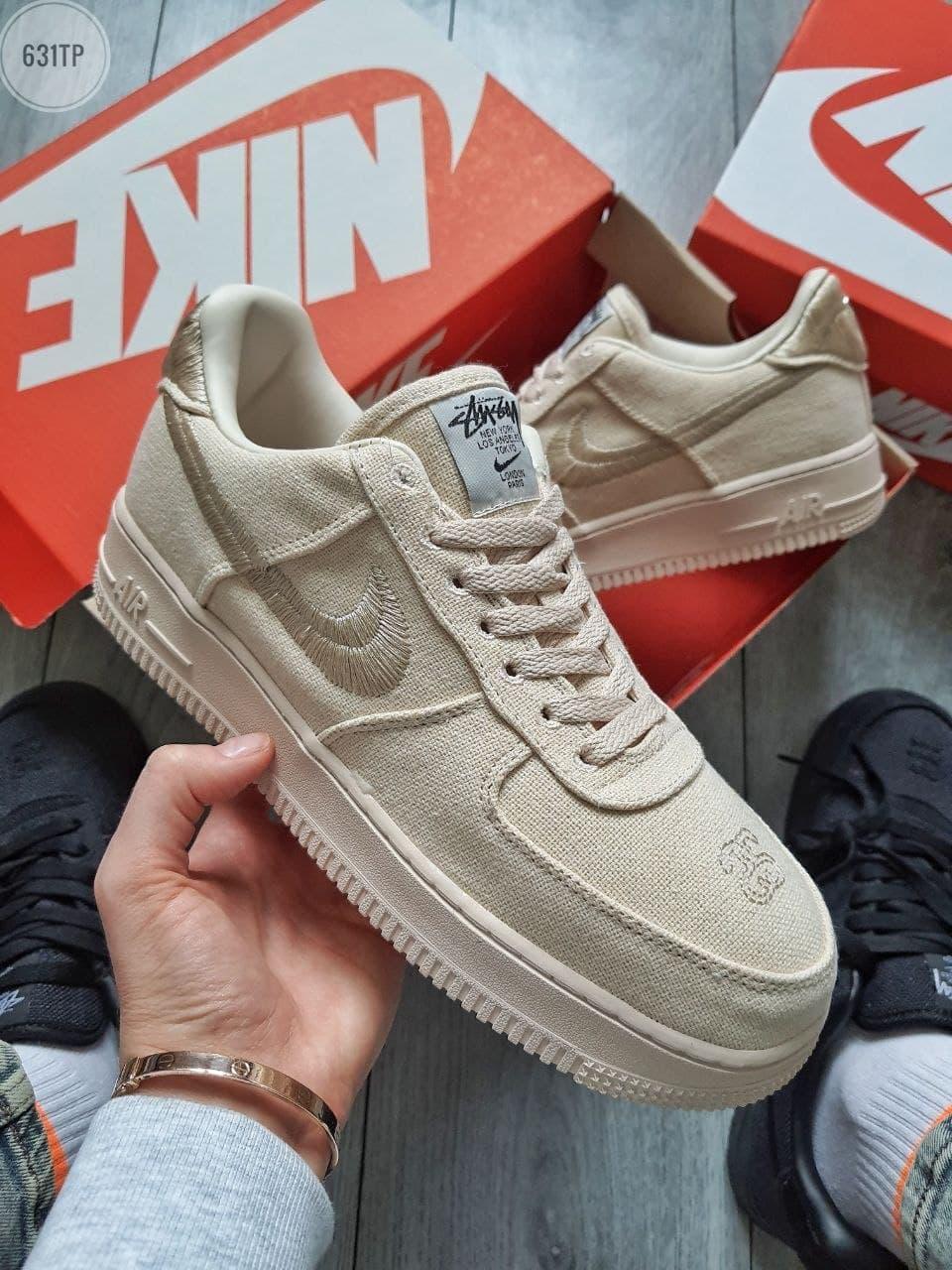 Мужские кроссовки Stussy X Nike Air Force 1 Low (бежевые) обувь легкая 631TP, Бежевый
Мужские кроссовки Stussy X Nike Air Force 1 Low (бежевые) обувь легкая 631TP, Бежевый