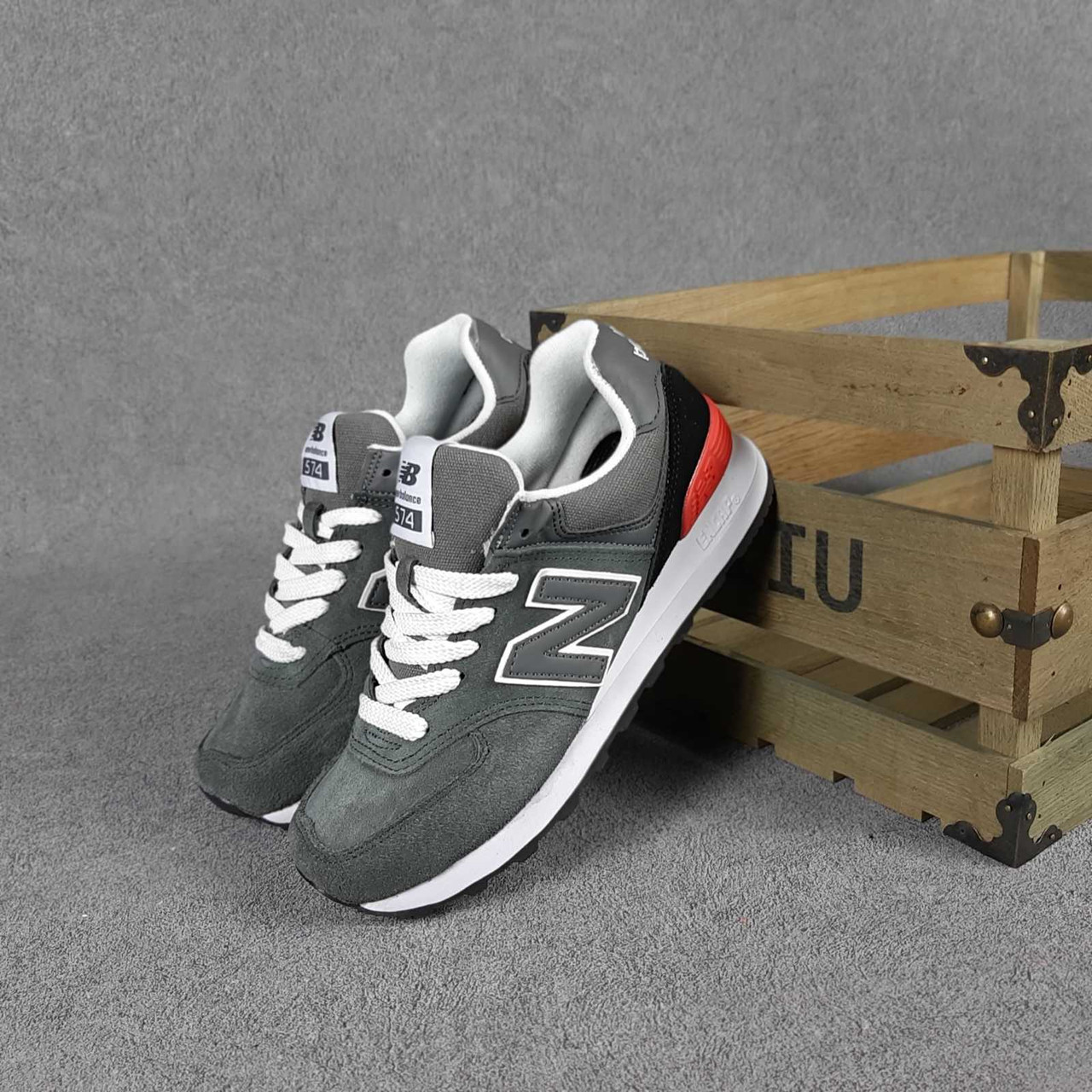 Женские кроссовки в стиле New Balance Нью беланс 574, серые 38 (24 см), Серый
Женские кроссовки в стиле New Balance Нью беланс 574, серые 38 (24 см), Серый