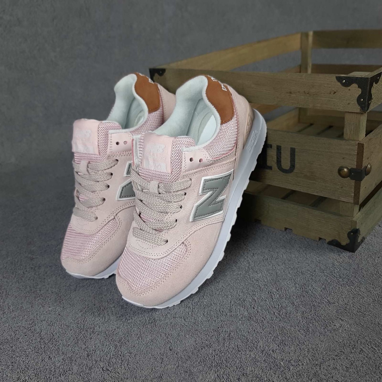 Женские кроссовки в стиле New Balance Нью беланс 574, розовые 41 (26 см), Розовый
Женские кроссовки в стиле New Balance Нью беланс 574, розовые 41 (26 см), Розовый