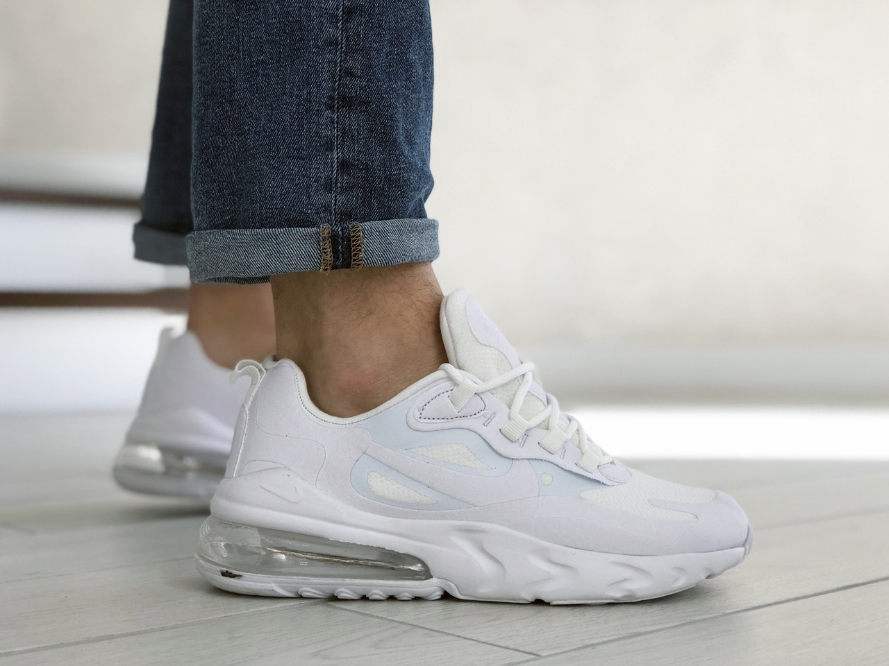 Мужские кроссовки в стиле Nike Найк Air Max 270 React, белые. 44 (27,5 см), Белый
Мужские кроссовки в стиле Nike Найк Air Max 270 React, белые. 44 (27,5 см), Белый