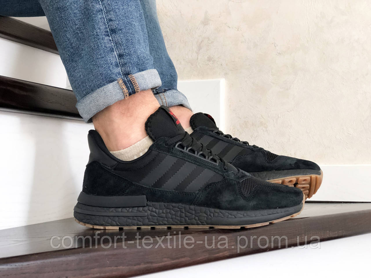 Безкоштов доставка Чоловічі кросівки Adidas Zx 500 Rm чорні 10482 Топ якість 44, Черный
Безкоштов доставка Чоловічі кросівки Adidas Zx 500 Rm чорні 10482 Топ якість 44, Черный