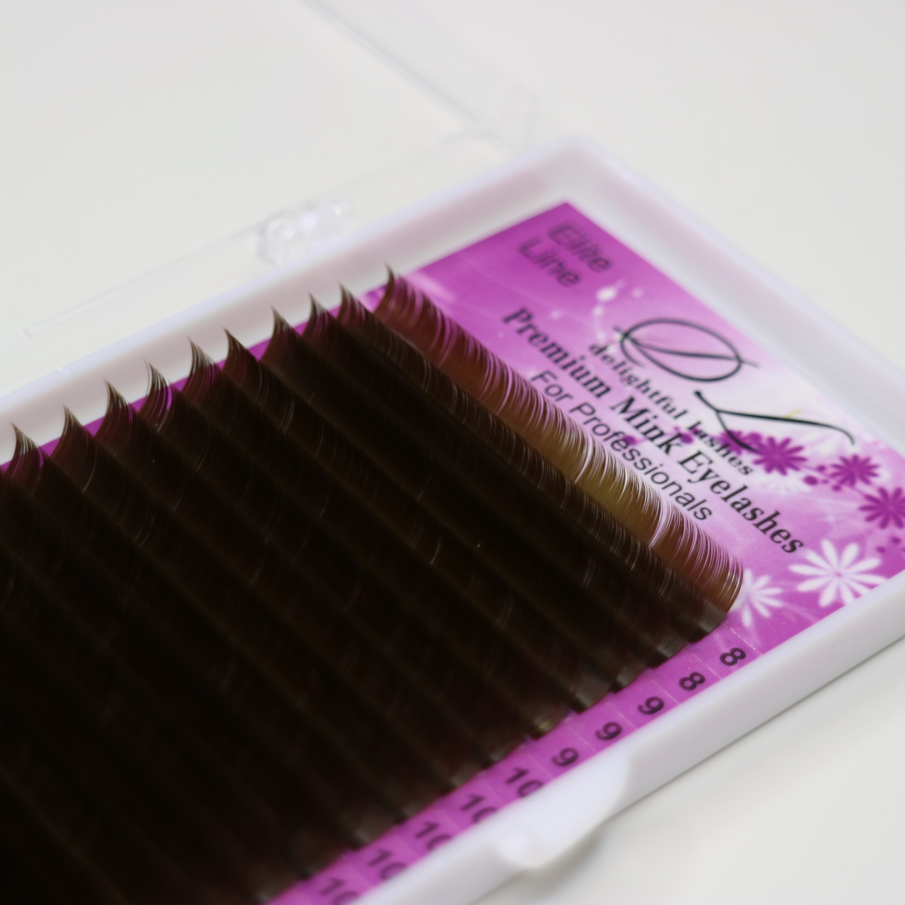 Ресницы DL Elite Delightful Lashes на ленте тёмно-коричневые MIX (C 0.10 8-14мм), Темно-коричневый
Ресницы DL Elite Delightful Lashes на ленте тёмно-коричневые MIX (C 0.10 8-14мм), Темно-коричневый