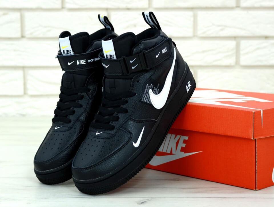 Мужские высокие кроссовки Air Force 1 Mid 07 LV8 Utility Pack (Аир Форс) черные 42, Черный
Мужские высокие кроссовки Air Force 1 Mid 07 LV8 Utility Pack (Аир Форс) черные 42, Черный