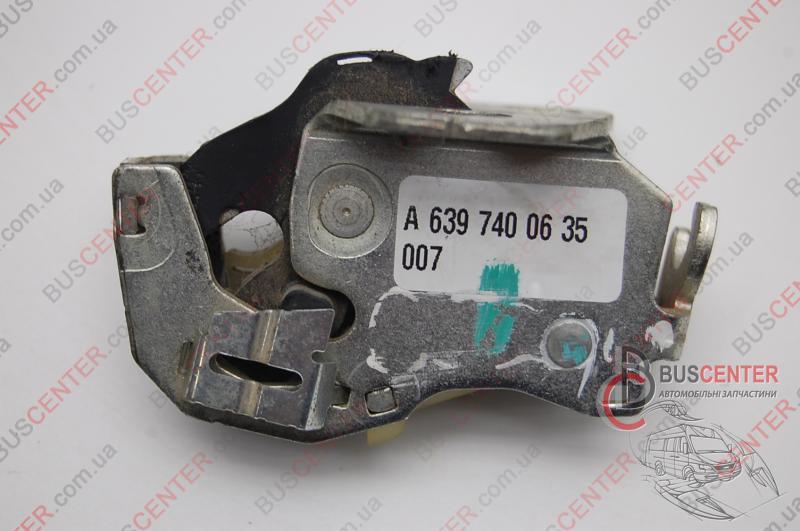 Замок нижний задней правой/левой двери Mercedes Vito W639 (2003-2014) 6397400635 MERCEDES A6397400635
Замок нижний задней правой/левой двери Mercedes Vito W639 (2003-2014) 6397400635 MERCEDES A6397400635