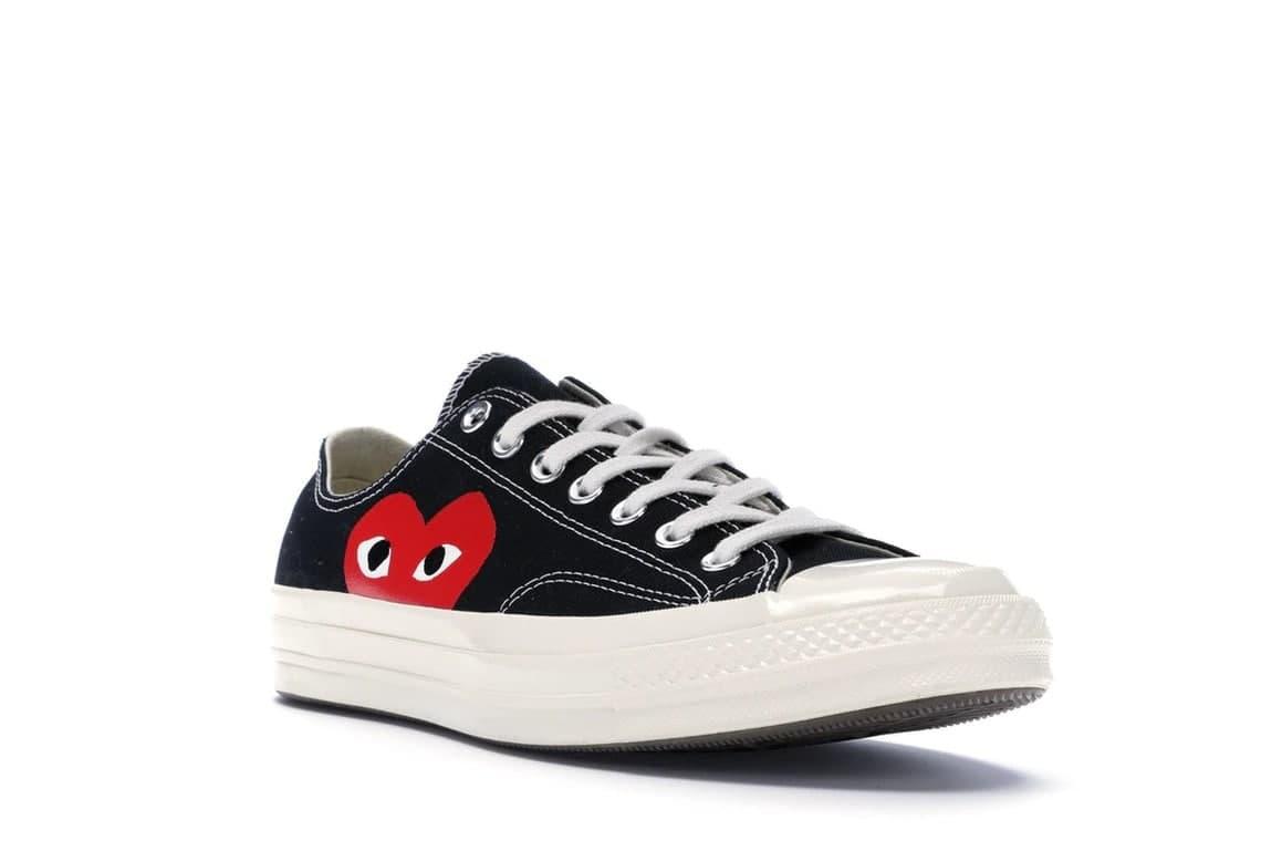 Кеды женские Converse Comme Des Garcons Play Black конверсы олл стар с сердечком низкие Черные, Черный
Кеды женские Converse Comme Des Garcons Play Black конверсы олл стар с сердечком низкие Черные, Черный