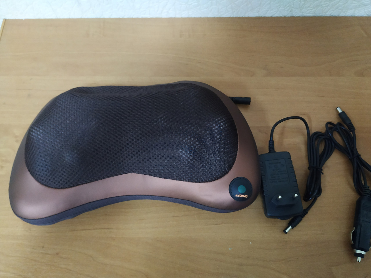 Массажная подушка MASSAGE PILLOW QY - 8028 инфракрасный роликовий массажер для шеи и спины 8 массажных ролика
Массажная подушка MASSAGE PILLOW QY - 8028 инфракрасный роликовий массажер для шеи и спины 8 массажных ролика