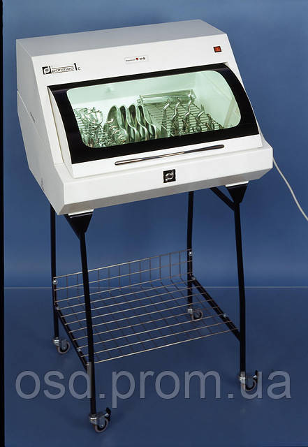 УФ камера для хранения стерильного инструмента ПАНМЕД-1С (670мм) со стеклянной сектор-крышкой