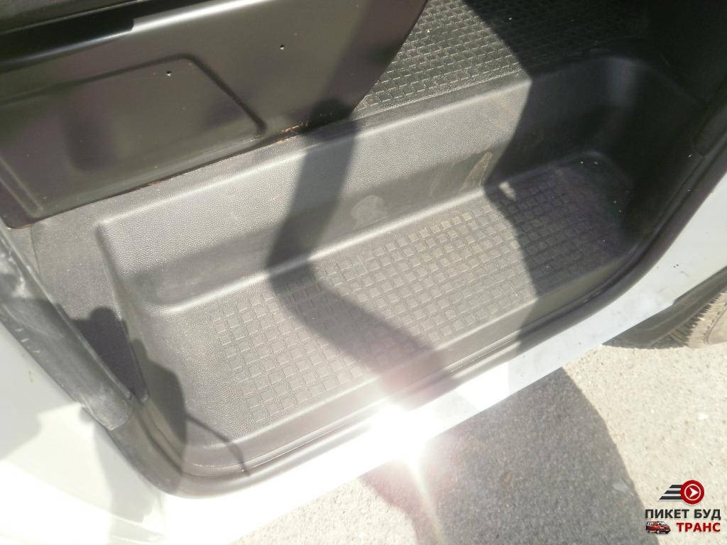 Подножка/ступенька передняя правая на Фольксваген Транспортер Volkswagen Transporter T4 (Фольксваген Транспортер Т4)
Подножка/ступенька передняя правая на Фольксваген Транспортер Volkswagen Transporter T4 (Фольксваген Транспортер Т4)