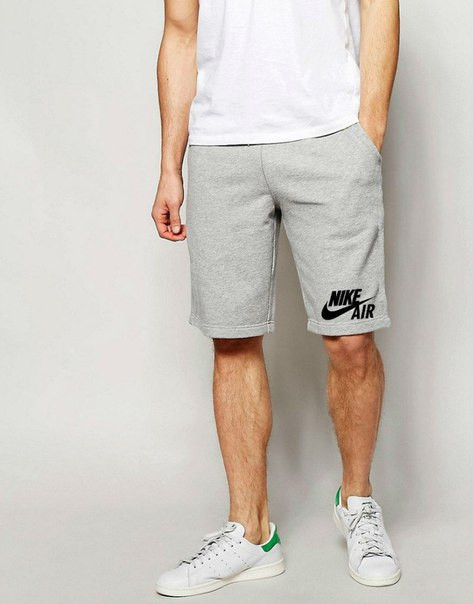 

Мужские спортивные шорты Nike серого цвета с черным логотипом XL, Светло-серый