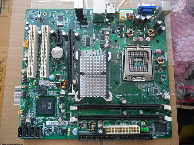 Intel D945gccr  -  5