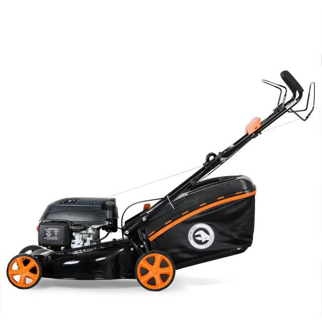 Газонокосилка бензиновая 4.9HP, 3.6кВт, ширина среза 508мм, самоходная, функция мульчирования INTERTOOL LM-6050
Газонокосилка бензиновая 4.9HP, 3.6кВт, ширина среза 508мм, самоходная, функция мульчирования INTERTOOL LM-6050