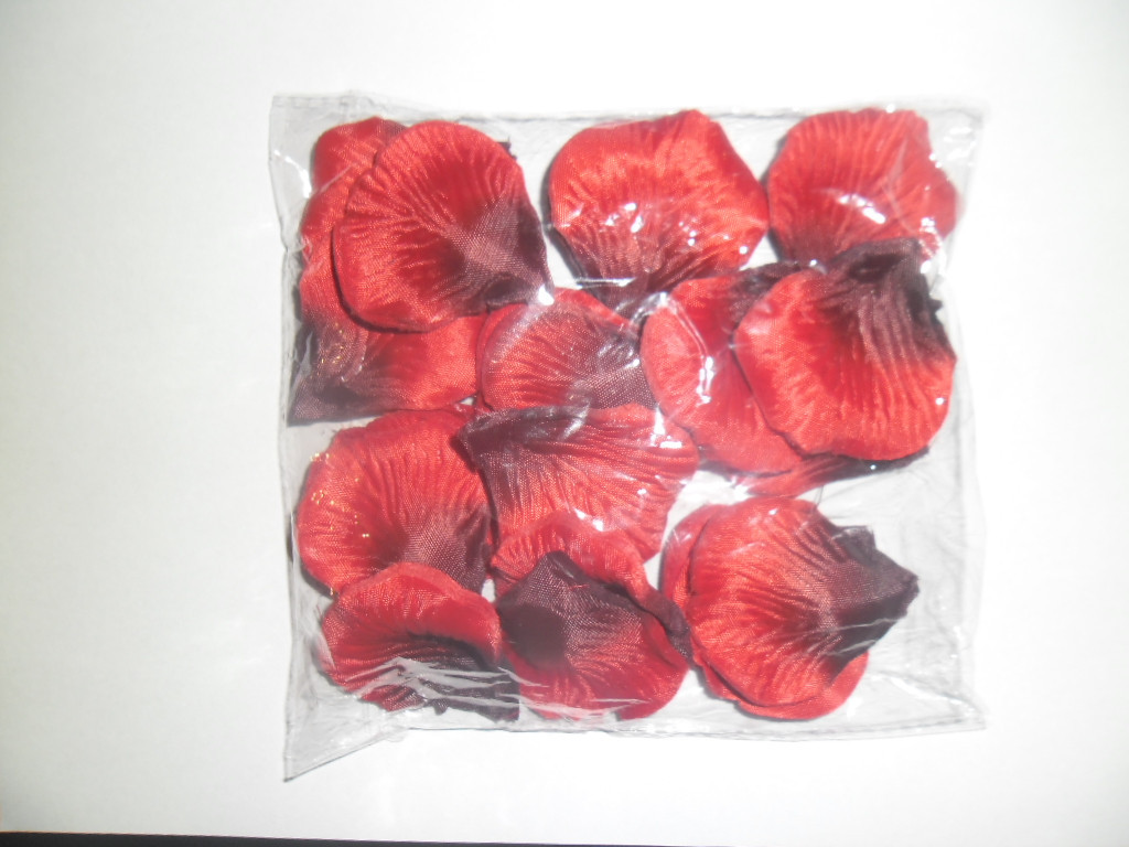 Лепестки роз искусственные темно красные ( 600шт. )
