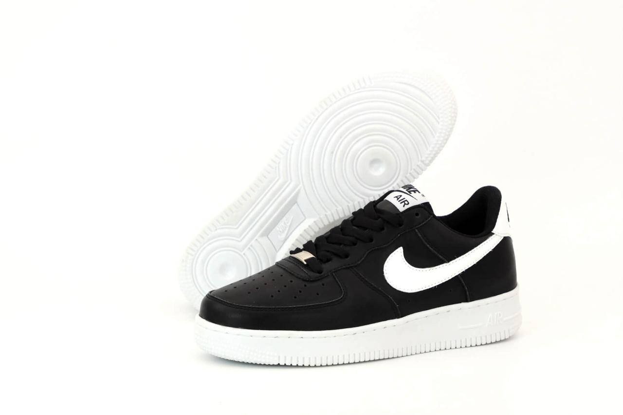 Мужские кожаные кроссовки Nike Air Force 1 Low Black White (Кроссовки Найк Аир Форс низкие черно-белые), Черно-белый
Мужские кожаные кроссовки Nike Air Force 1 Low Black White (Кроссовки Найк Аир Форс низкие черно-белые), Черно-белый