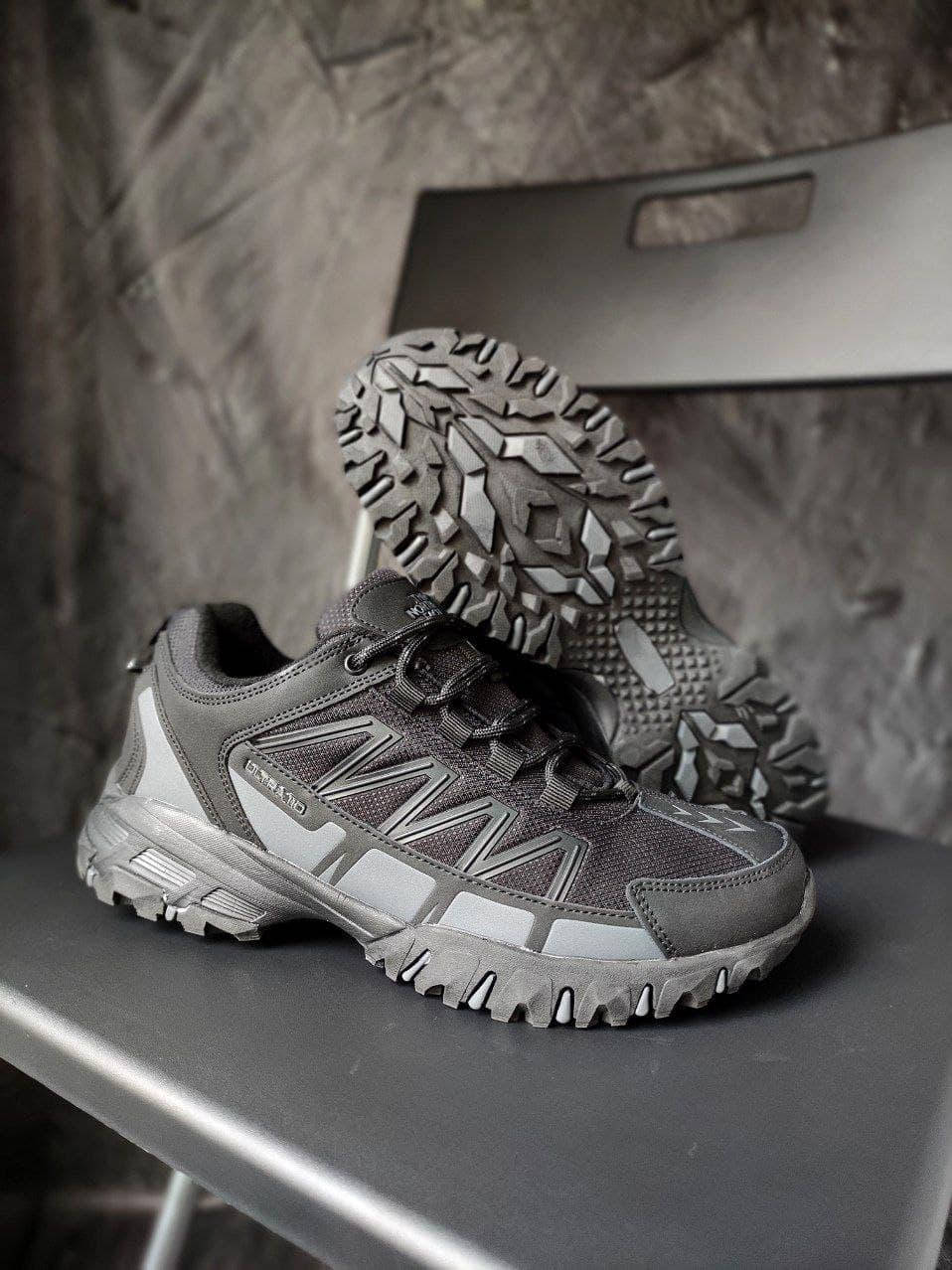 Зимние мужские термо кроссовки The North Face размеры 41-46 темно-серые, Темно-серый
Зимние мужские термо кроссовки The North Face размеры 41-46 темно-серые, Темно-серый
