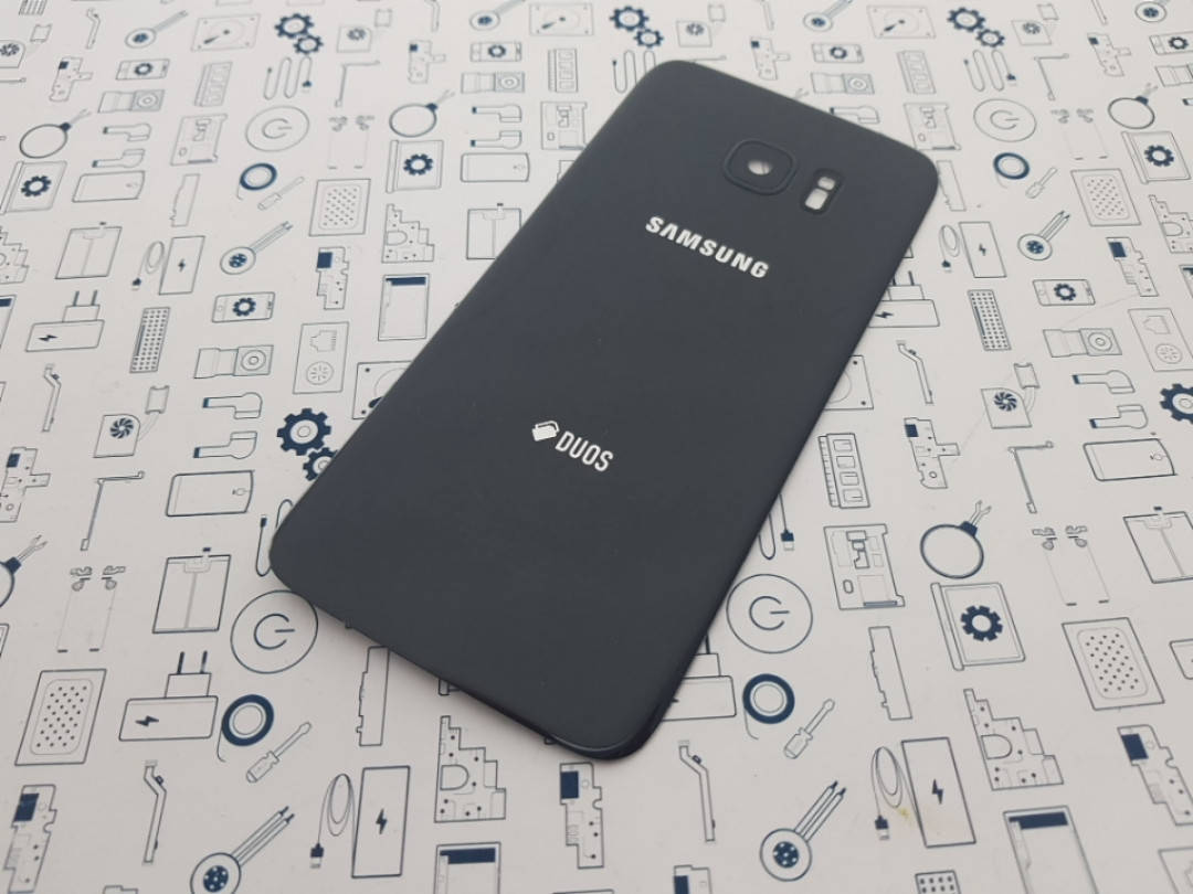 Задняя крышка Samsung S7 Edge (2016) SM-G935F черная Сервисный оригинал с разборки, Черный
Задняя крышка Samsung S7 Edge (2016) SM-G935F черная Сервисный оригинал с разборки, Черный