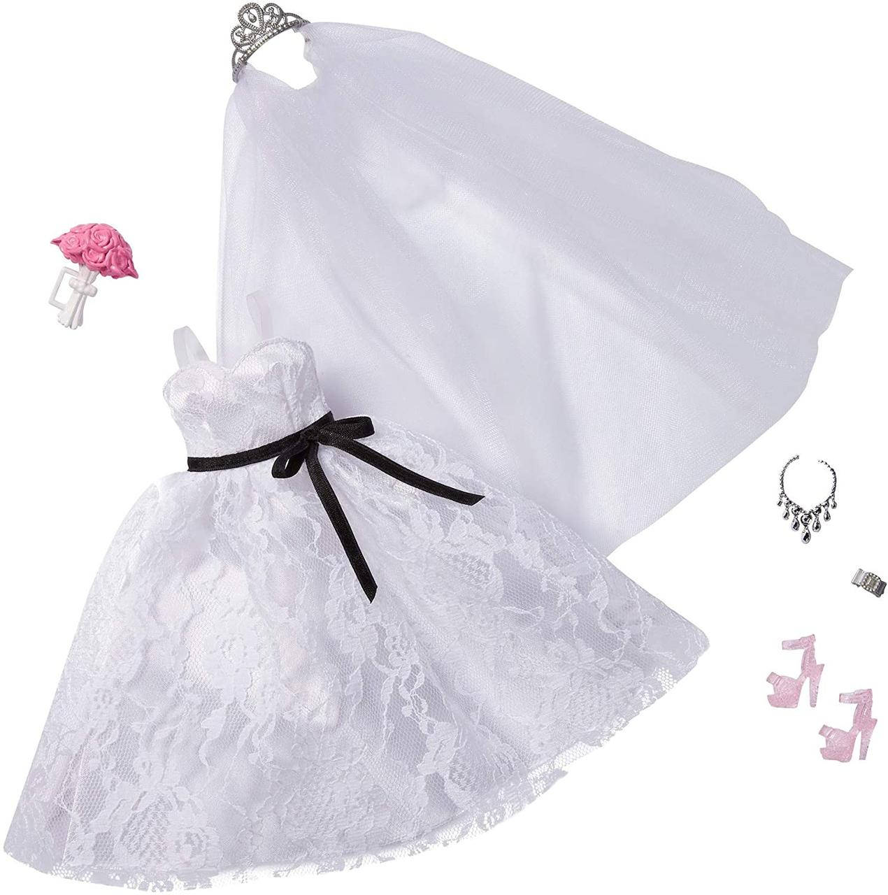 Одежда для Барби свадебное платье - Barbie Fashion Pack: Bridal Outfit Doll with Wedding Dress
Одежда для Барби свадебное платье - Barbie Fashion Pack: Bridal Outfit Doll with Wedding Dress
